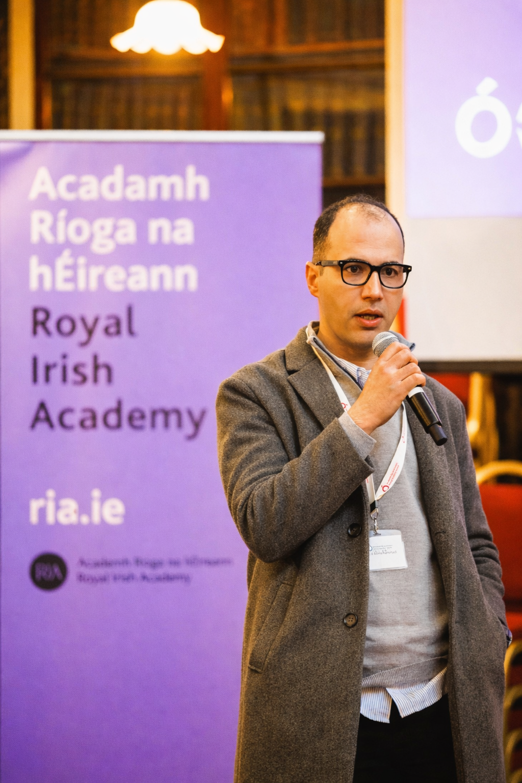 Dr Sajad Alimohammadi presenting at the Royal Irish Academy